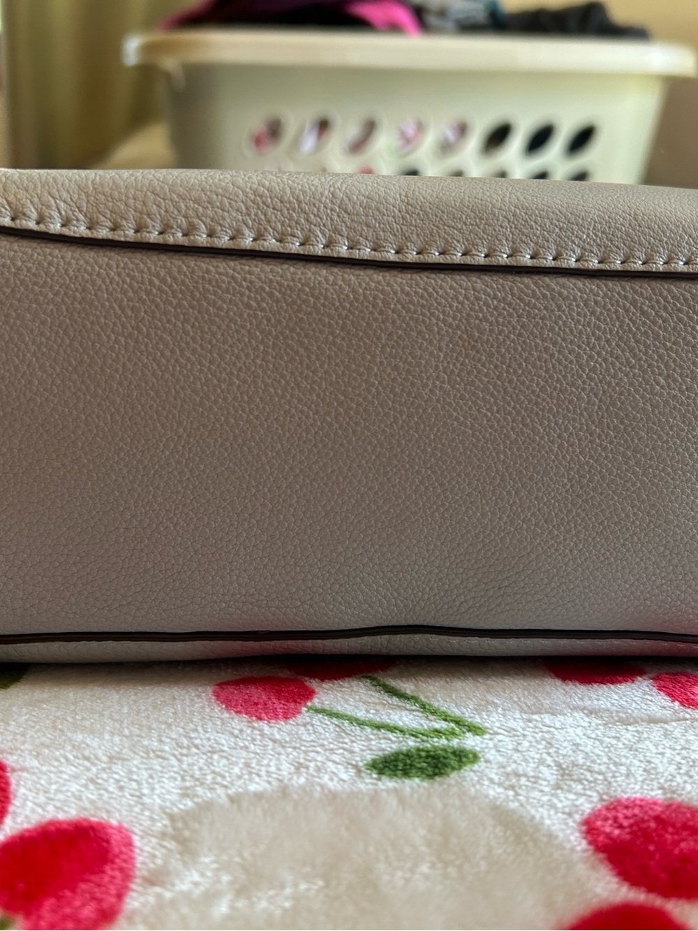 kate spade Pebbled Leather Jackson flap Crossbody in Light Gray - Picture 6 of 10